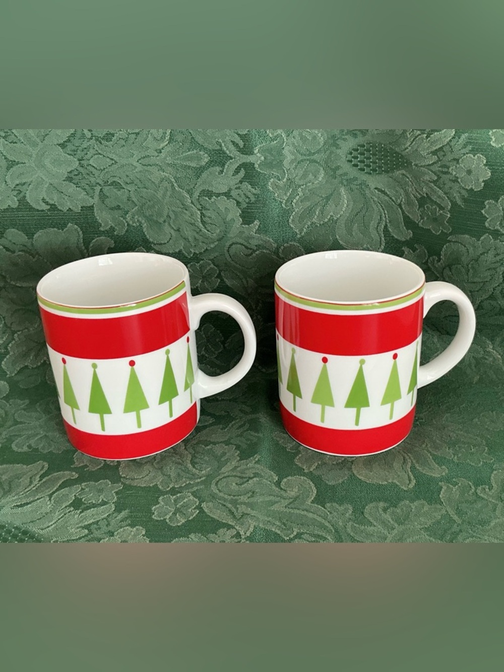 Crate&Barrel Holiday Tree mug, set of 2
